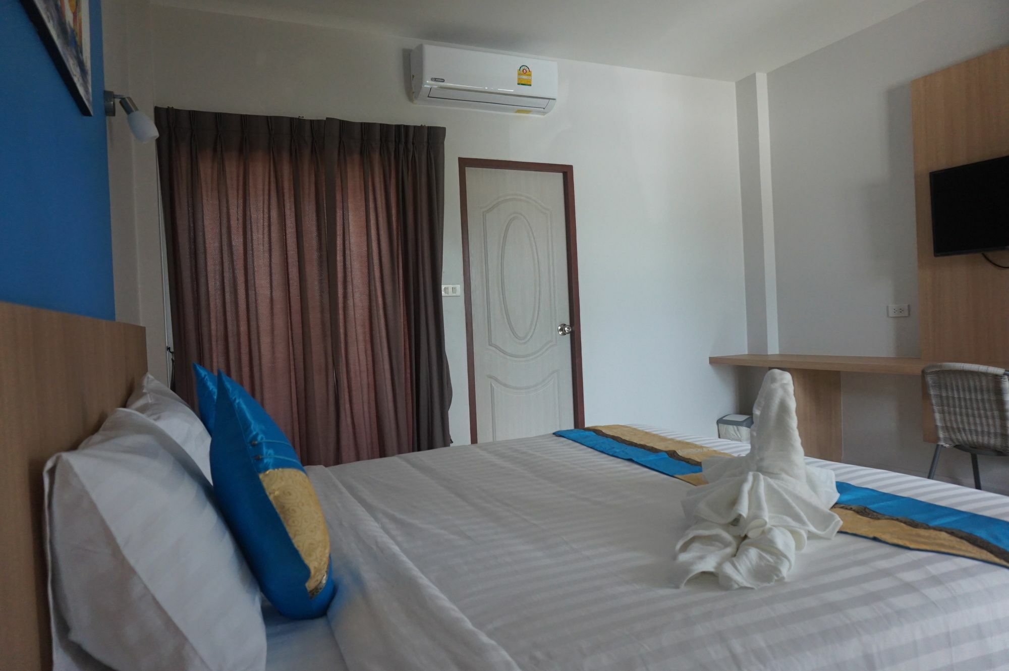 Phant at Thalang Service Apartment Bagian luar foto